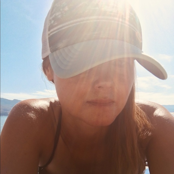 Meet your Posher, Lisa - Picture 1 of 1